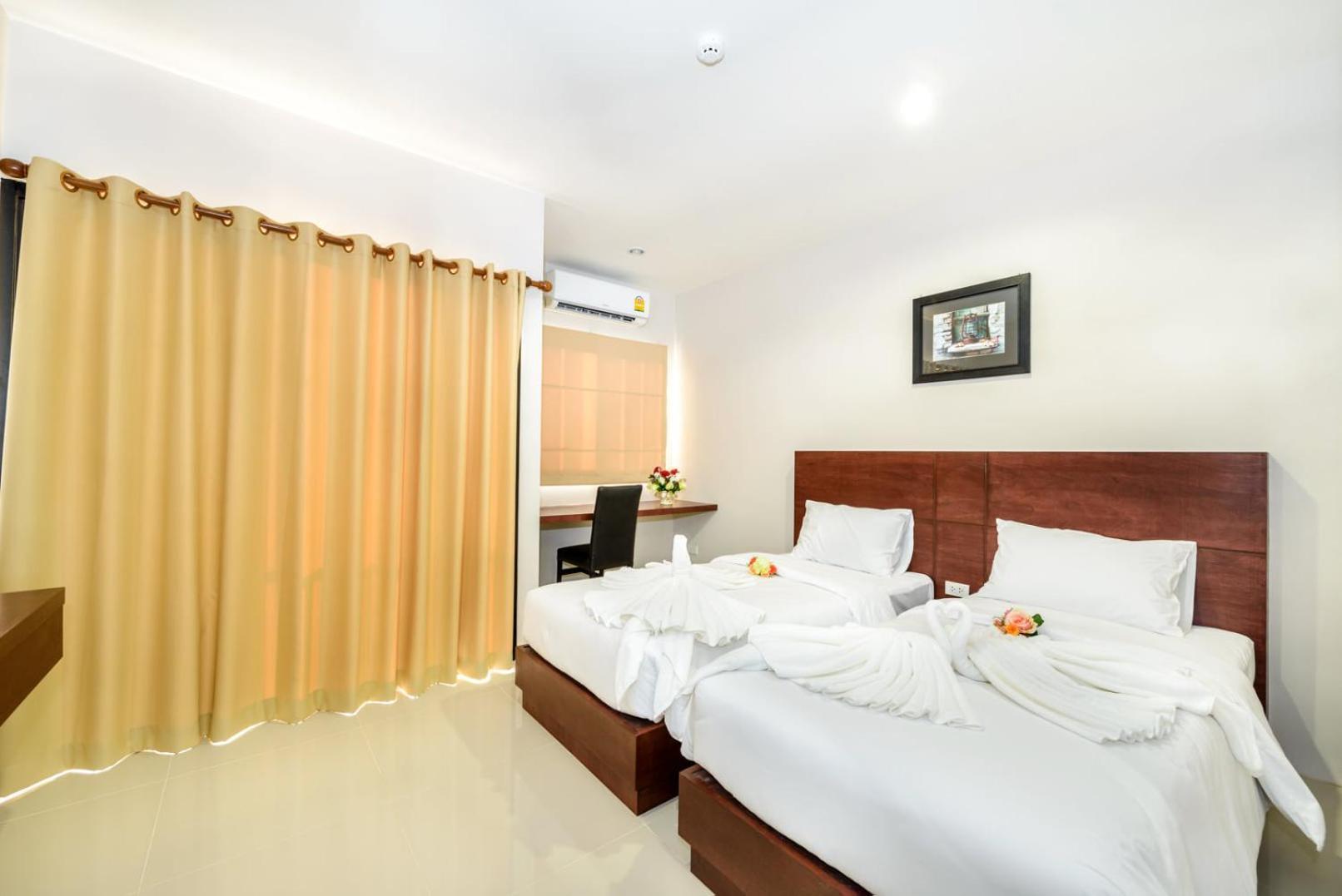 The Topaz Residence Phuket Town Extérieur photo
