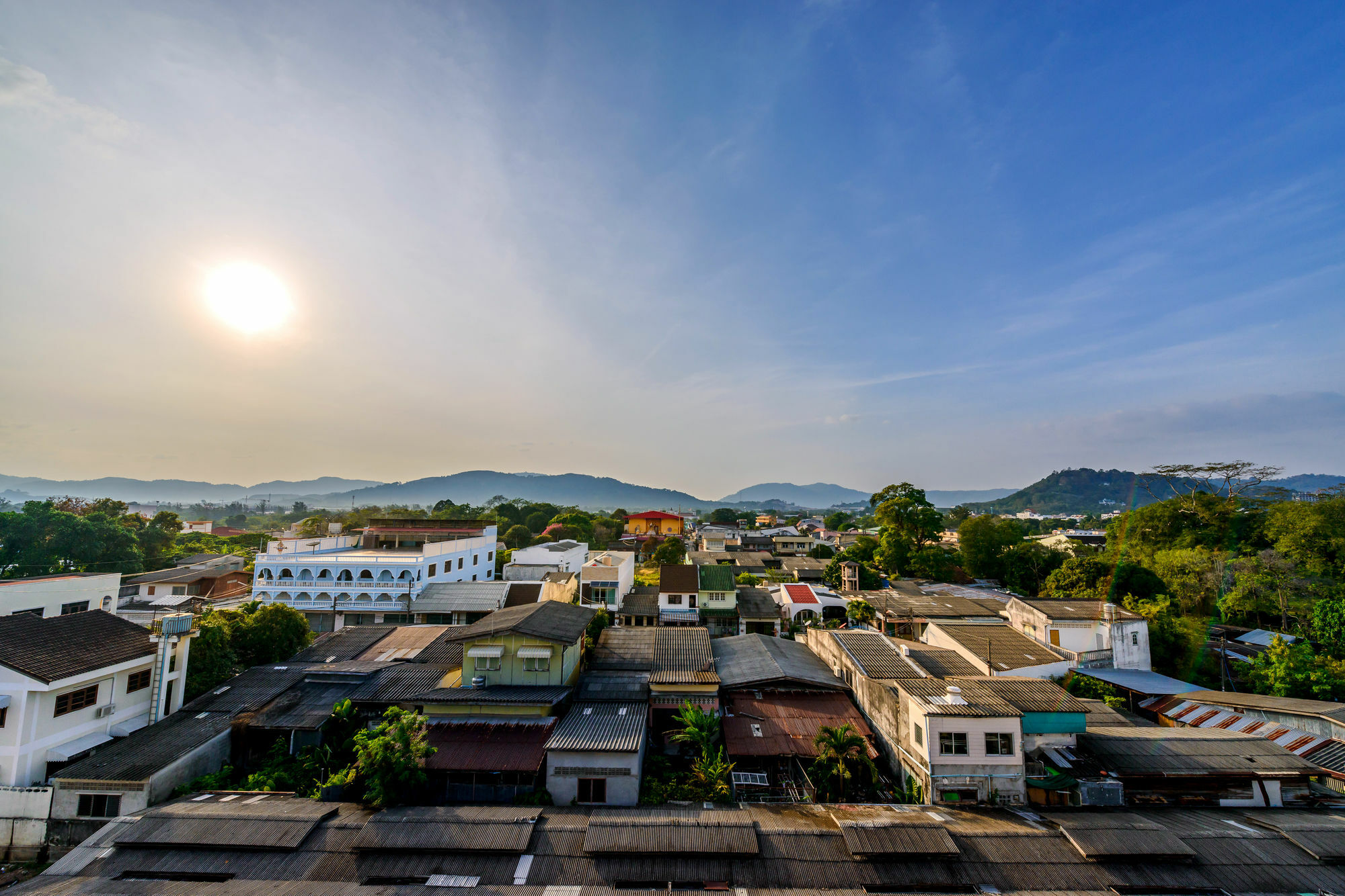 The Topaz Residence Phuket Town Extérieur photo