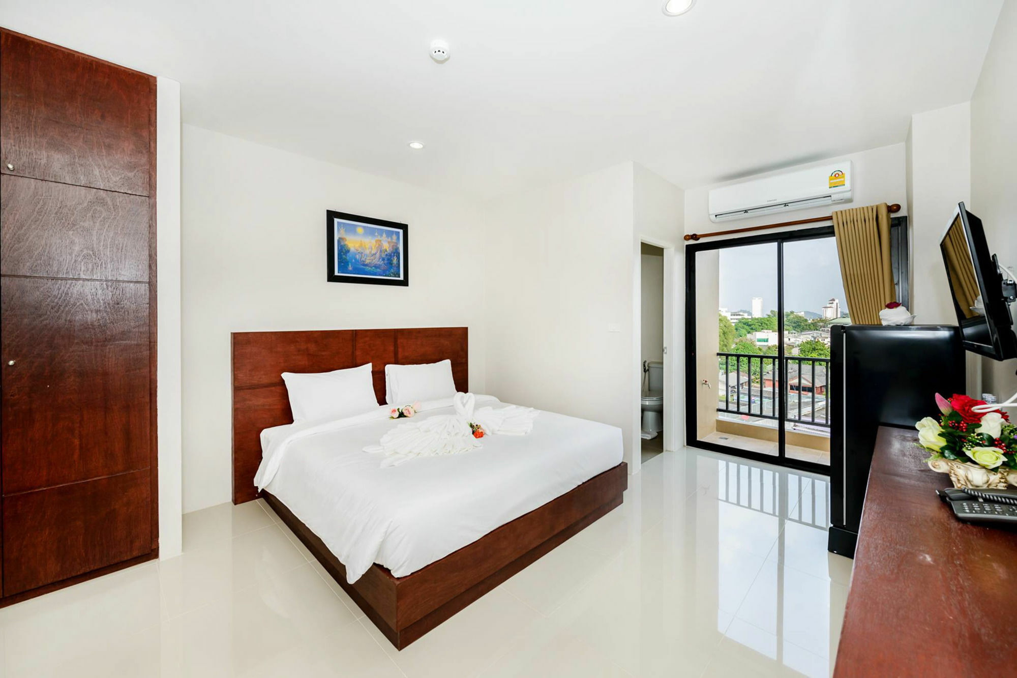 The Topaz Residence Phuket Town Extérieur photo